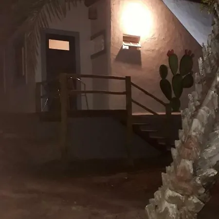 Mandacaru Guest House Praia do Forte Exterior photo